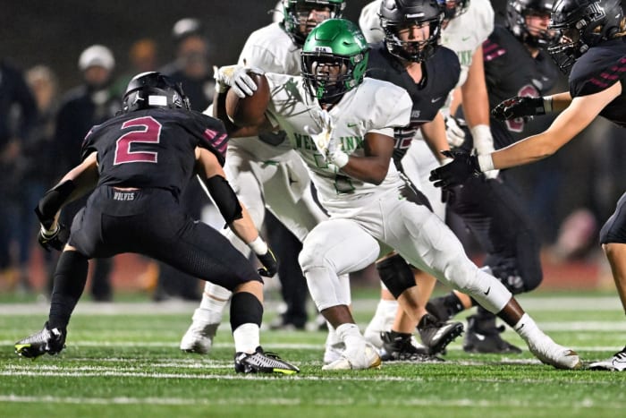 West Linn Tualatin football Oregon October 7 2022 Leon Neuschwander 17